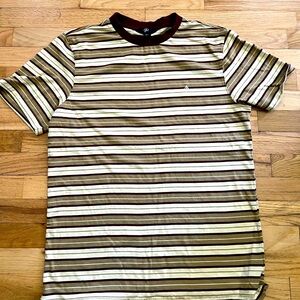 Volcom- mens tshirt never used.